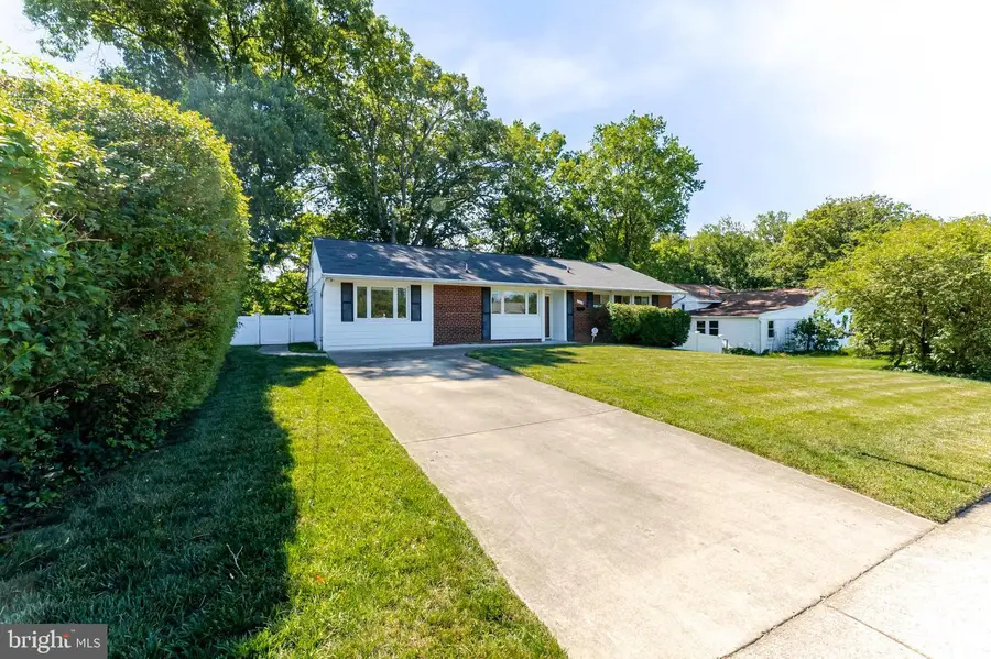 5825 Atteentee Rd, Springfield, VA 22150 - #2