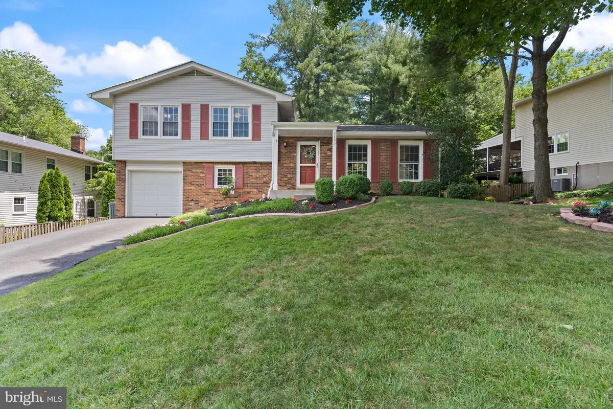 5803 Wood Laurel Ct, Burke, VA 22015 - #1