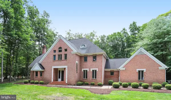 11109 Elmview Pl, GREAT FALLS, VA 22066