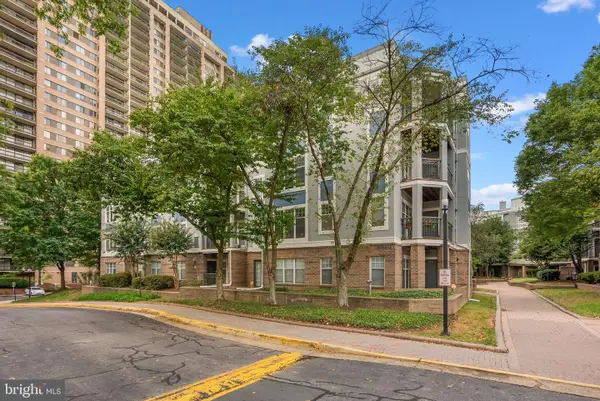 5575 Seminary Rd #102, FALLS CHURCH, VA 22041