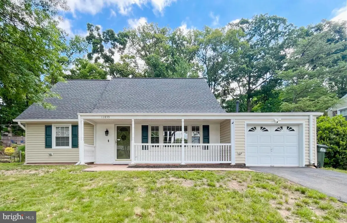 12833 Point Pleasant Dr, Fairfax, VA 22033 - #1