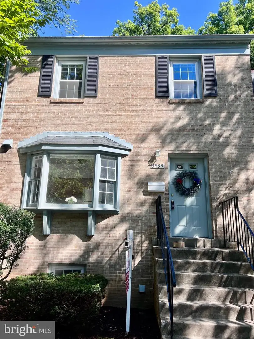 9599 Blake Park Ct, Fairfax, VA 22031 - #1