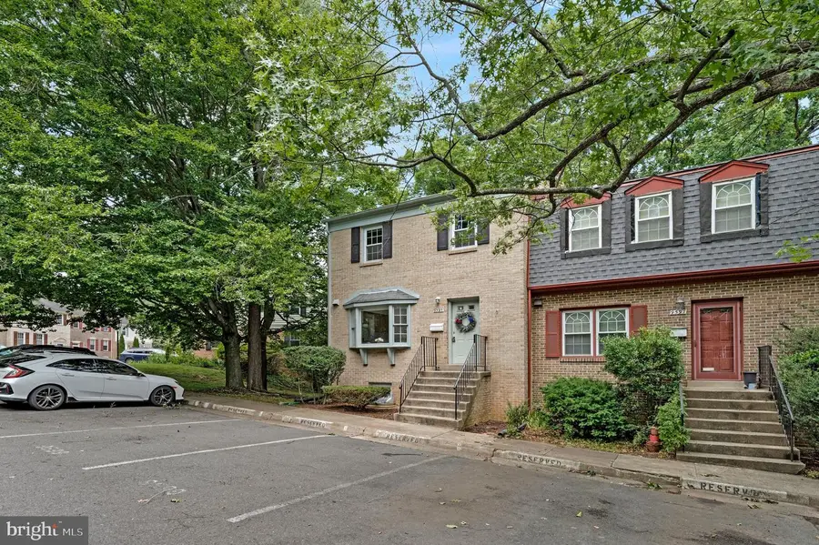 9599 Blake Park Ct, Fairfax, VA 22031 - #3