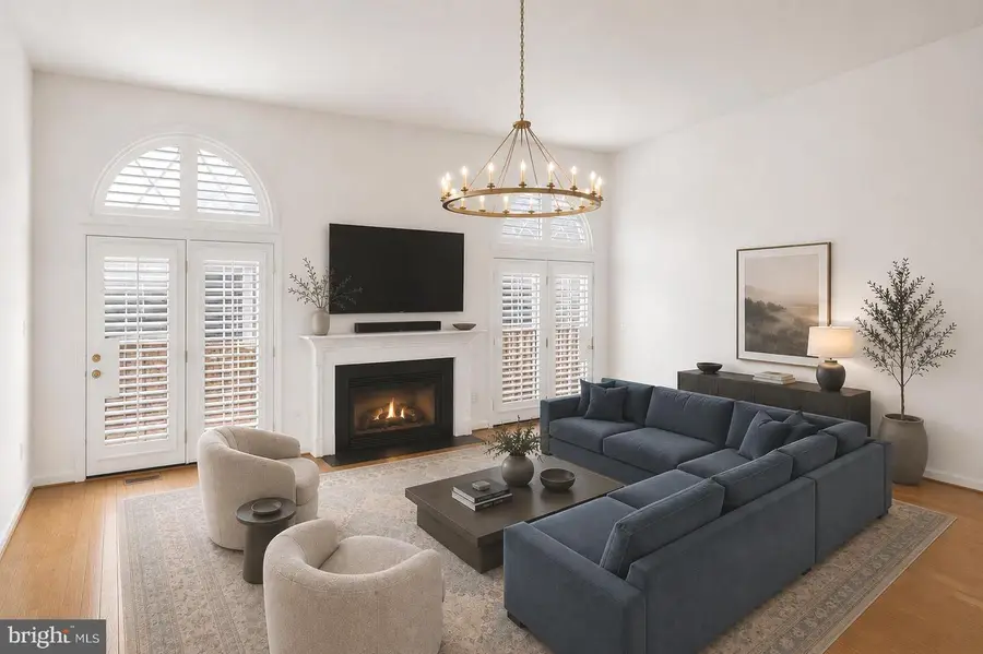 7025 Bentley Mill Pl, Alexandria, VA 22315 - #3