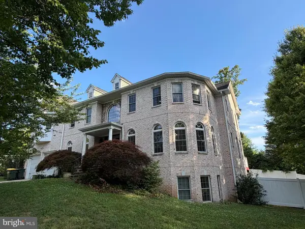6529 Fairlawn Dr, MCLEAN, VA 22101