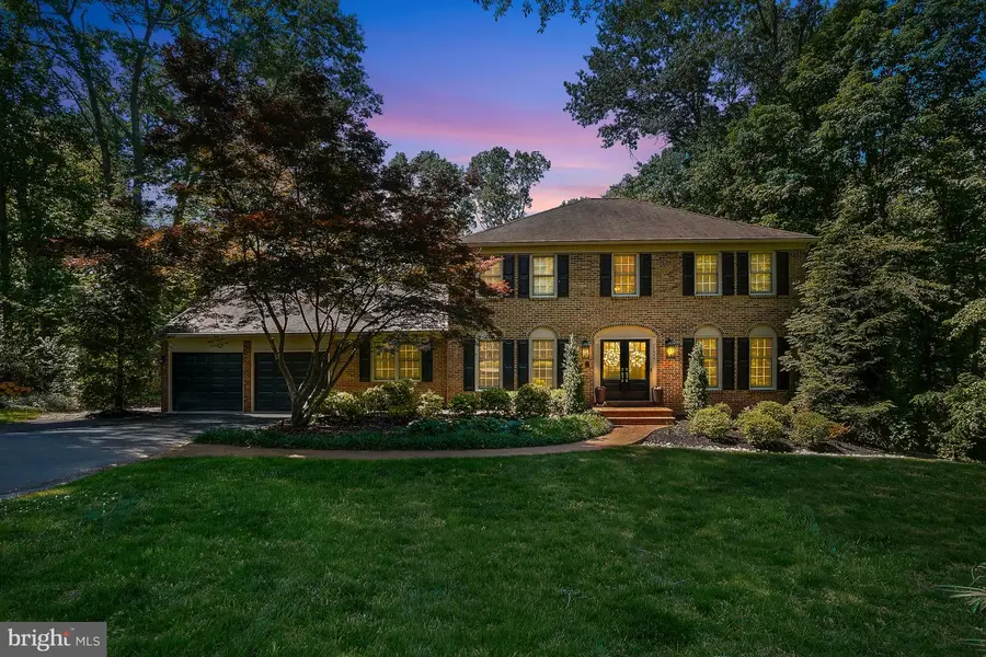 11007 Raccoon Ridge Ct, Reston, VA 20191 - #2