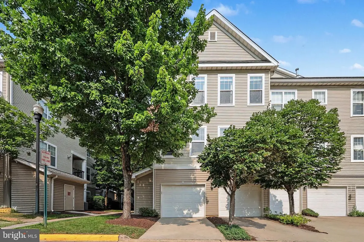 5148 Brittney Elyse Cir #t, Centreville, VA 20120 - #1