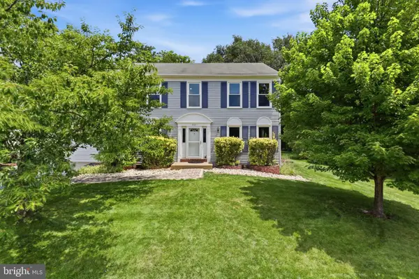 3563 Armfield Farm Dr, CHANTILLY, VA 20151