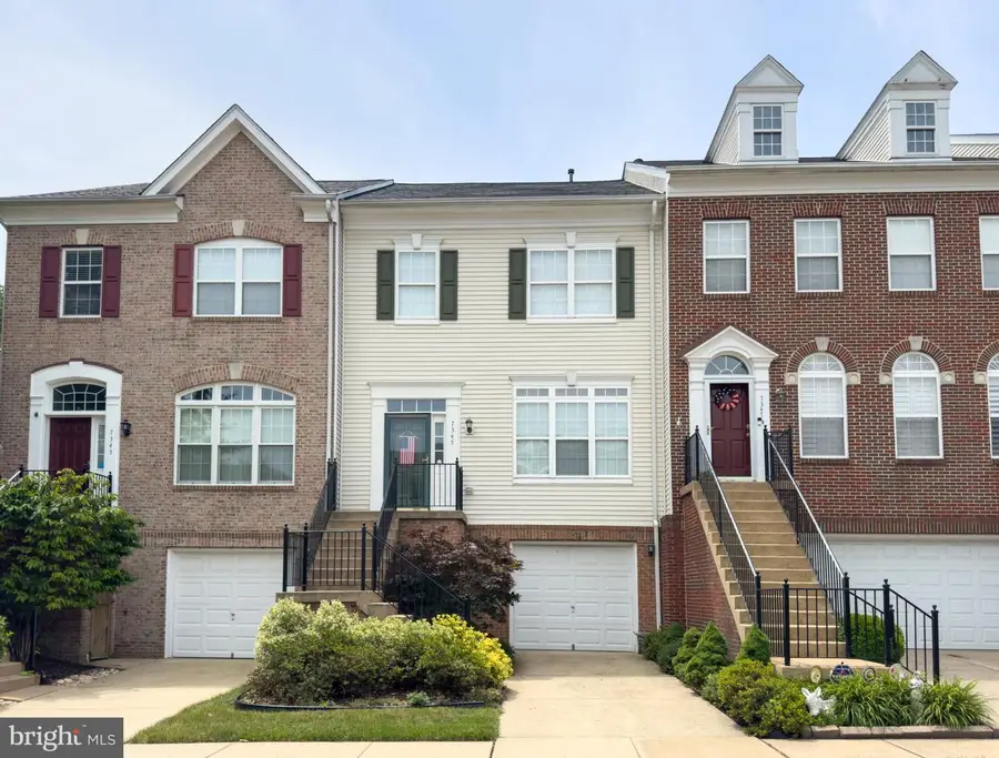 7345 Bloomington Ct, Springfield, VA 22150 - #2