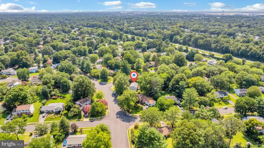 12620 Holkein Dr, Herndon, VA 20171 - #2