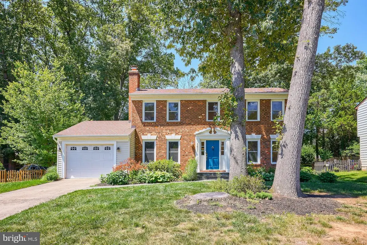 5631 Fort Corloran Dr, Burke, VA 22015 - #1