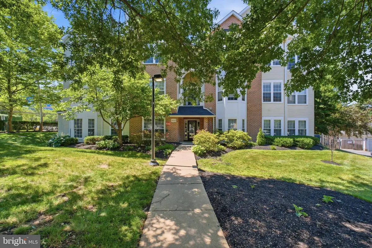 4132 Fountainside Ln #101, Fairfax, VA 22030 - #1