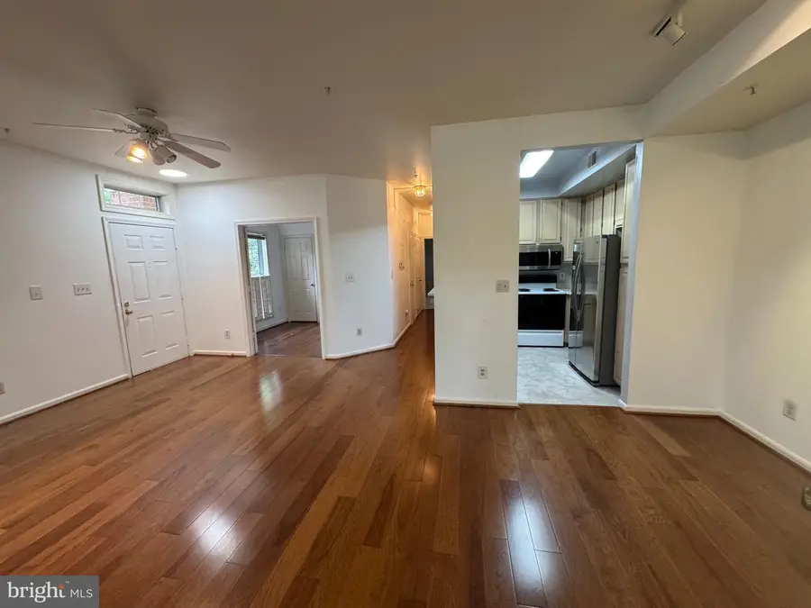 1348 Garden Wall Cir #513, Reston, VA 20194 - #3
