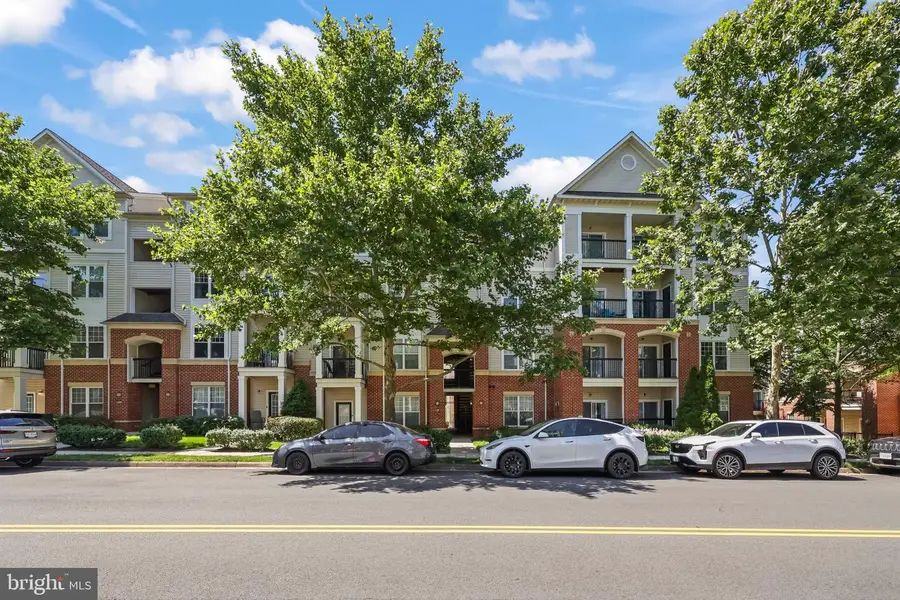 11397 Aristotle Dr #11-409, Fairfax, VA 22030 - #2