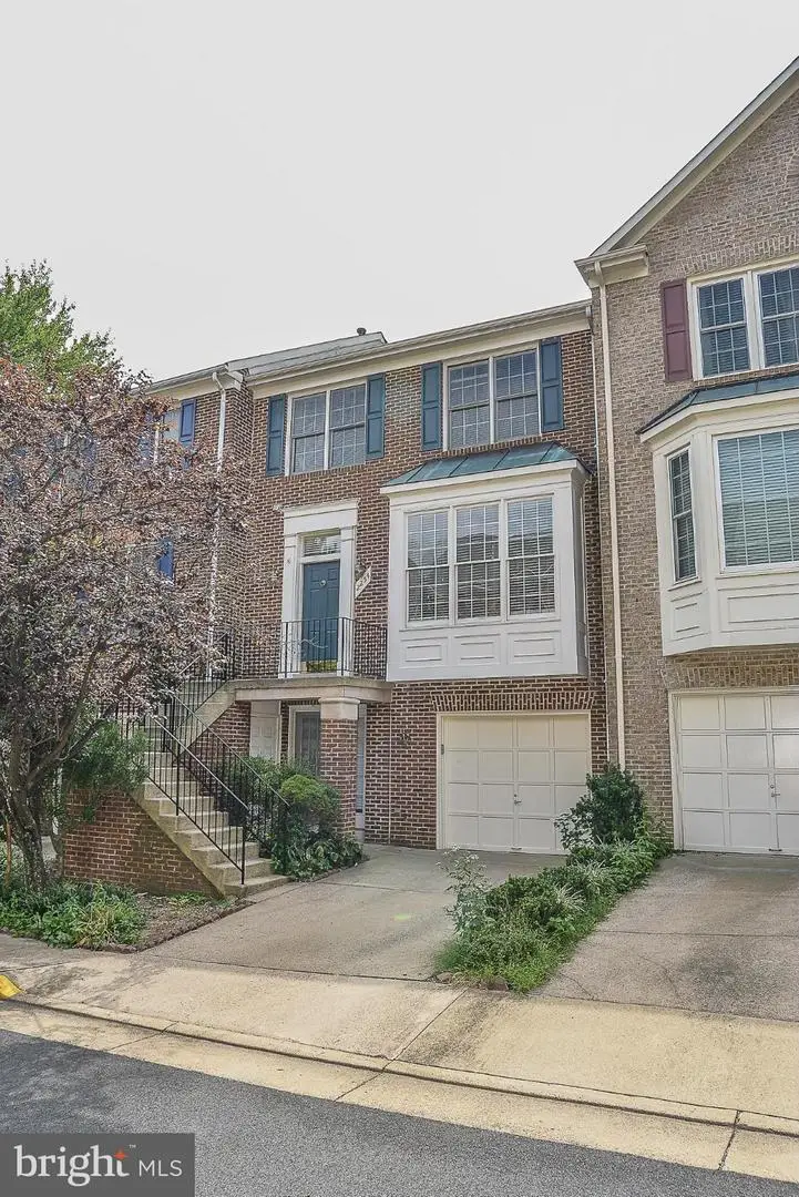 2254 Journet Dr, Dunn Loring, VA 22027 - #2