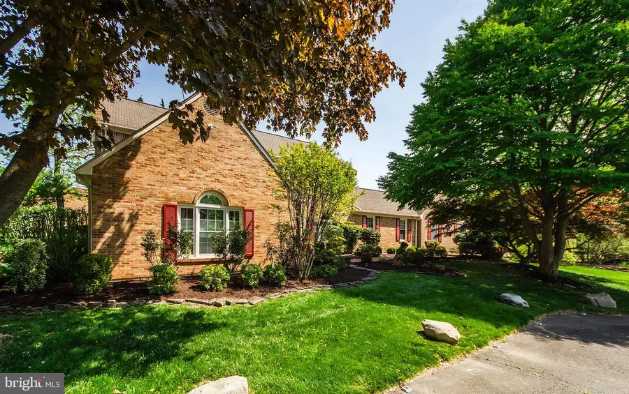 6200 Homespun Ln, Falls Church, VA 22044 - #3
