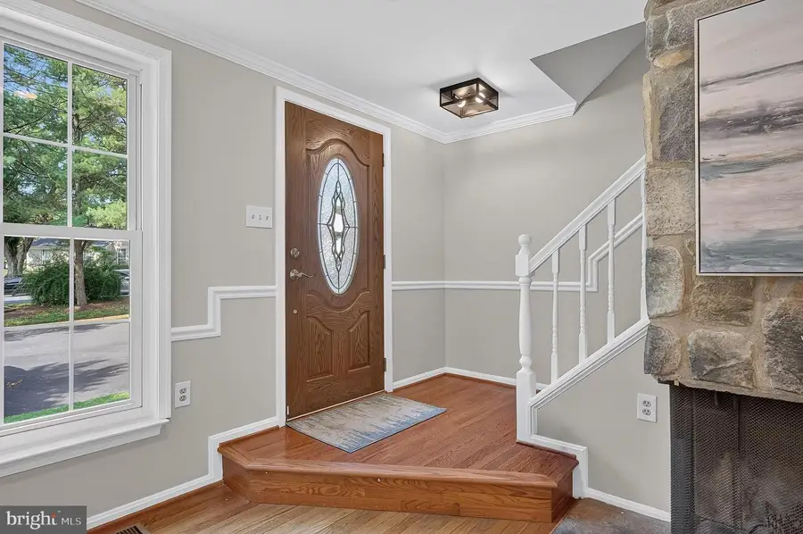 6140 Calico Pool Ln, Burke, VA 22015 - #2