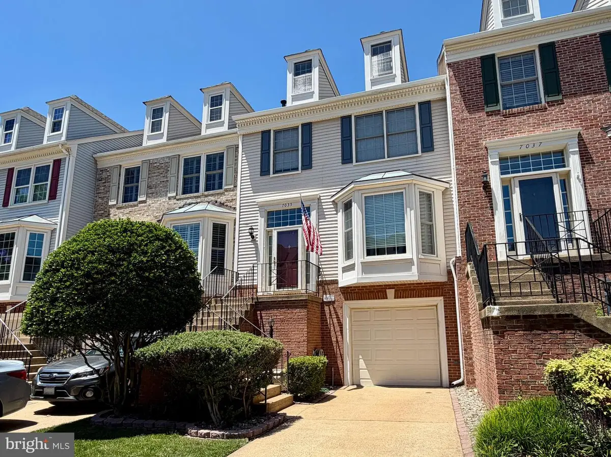 7035 Kings Manor Dr, Alexandria, VA 22315 - #1
