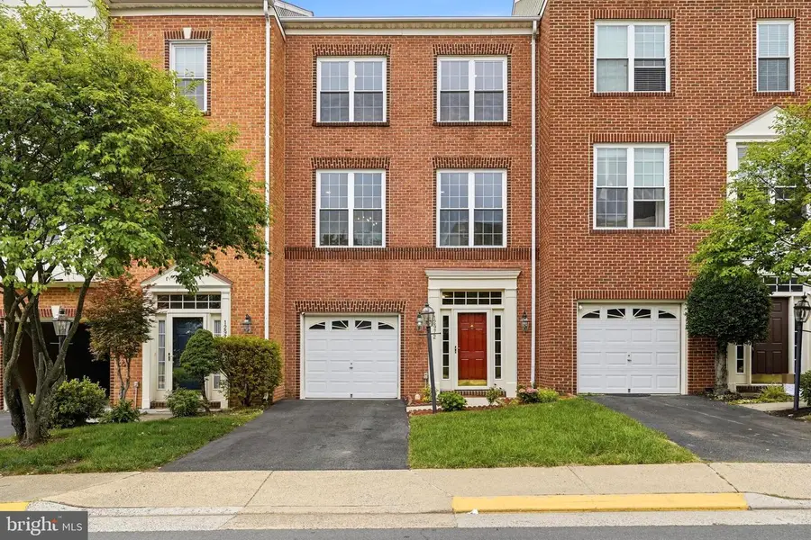 12972 Park Crescent Cir, Herndon, VA 20171 - #2