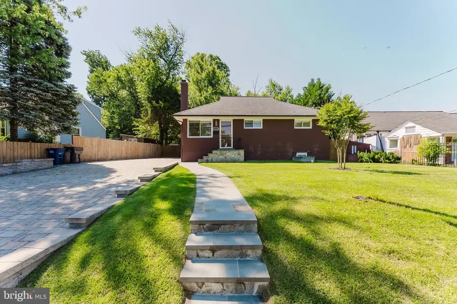 3269 Annandale Rd, Falls Church, VA 22042 - #2