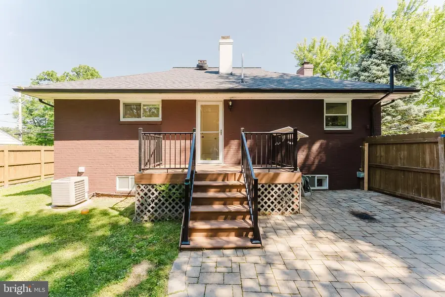 3269 Annandale Rd, Falls Church, VA 22042 - #3