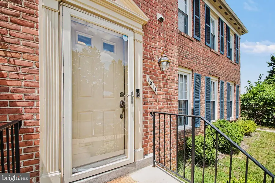 7514 Oldham Way, Alexandria, VA 22315 - #3