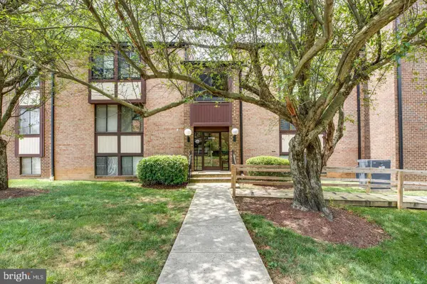 9706 Kingsbridge Dr #102, FAIRFAX, VA 22031