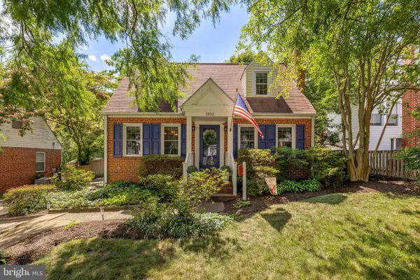 2832 Summerfield Rd, FALLS CHURCH, VA 22042