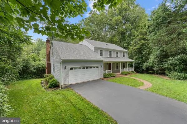 11438 Meath Dr, FAIRFAX, VA 22030