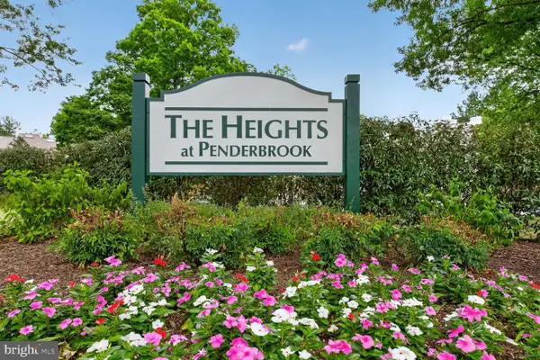 12103 Green Ledge Ct #101, FAIRFAX, VA 22033