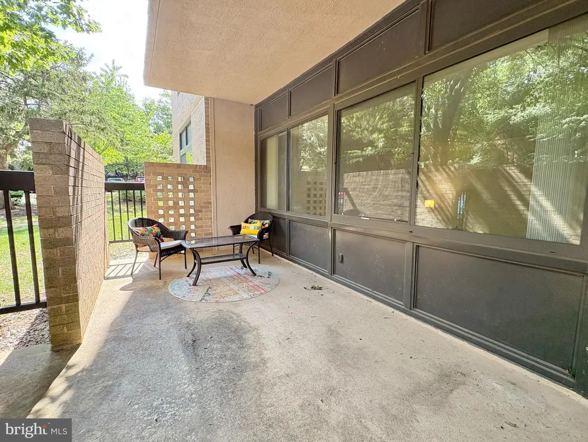 3713 S George Mason Dr #t5w, Falls Church, VA 22041 - #1