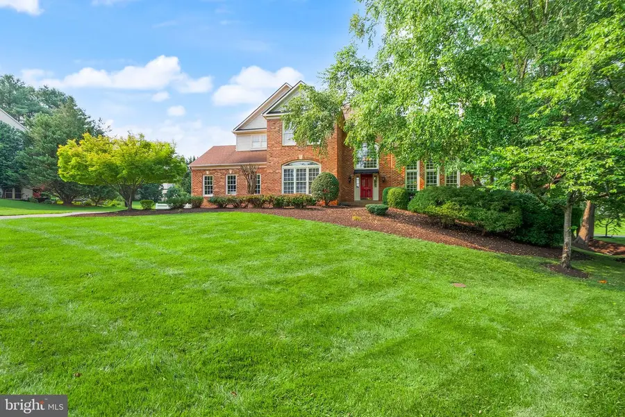 11110 Tommye Ln, Reston, VA 20194 - #2