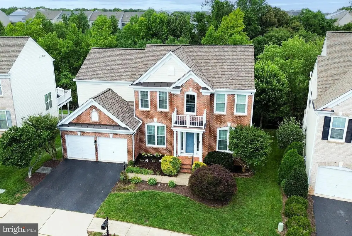 8204 Paper Birch Dr, Lorton, VA 22079 - #1