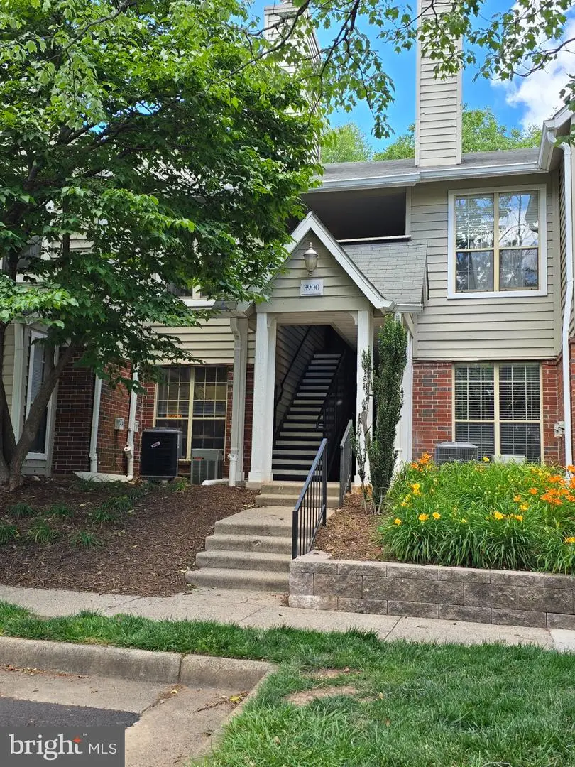 3900 Penderview Dr #1426, Fairfax, VA 22033 - #1