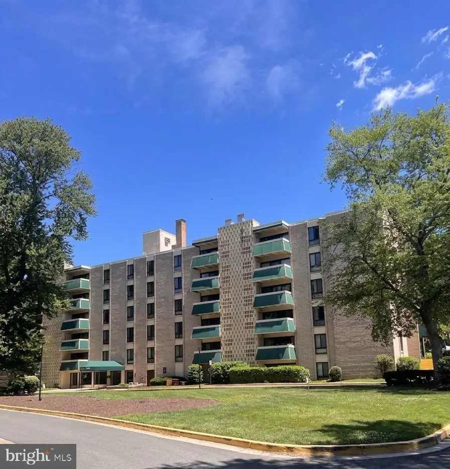 6133 Leesburg Pike #601, Falls Church, VA 22041 - #1