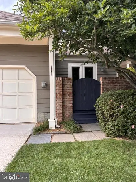 3120 Jerman Ln, Oakton, VA 22124 - #2