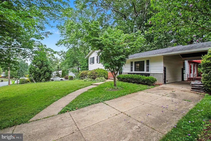 6303 Bardu Ave, Springfield, VA 22152 - #3