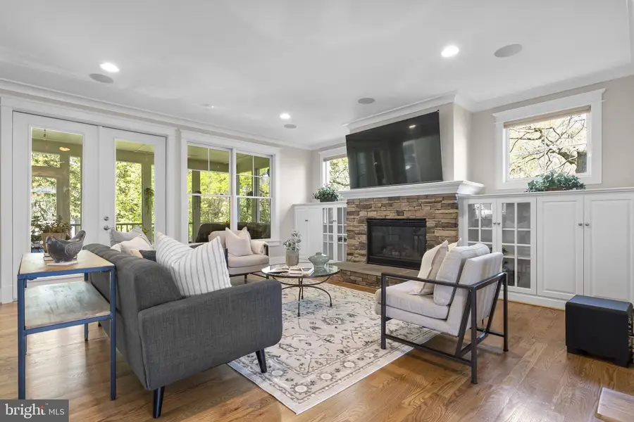 7602 Virginia Ln, Falls Church, VA 22043 - #2