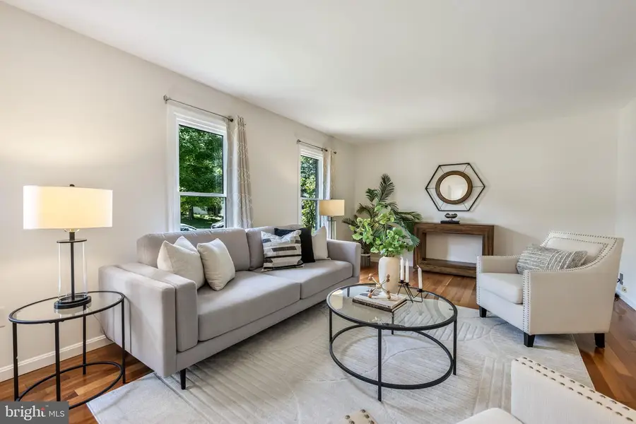 7808 Braemar Way, Springfield, VA 22153 - #2