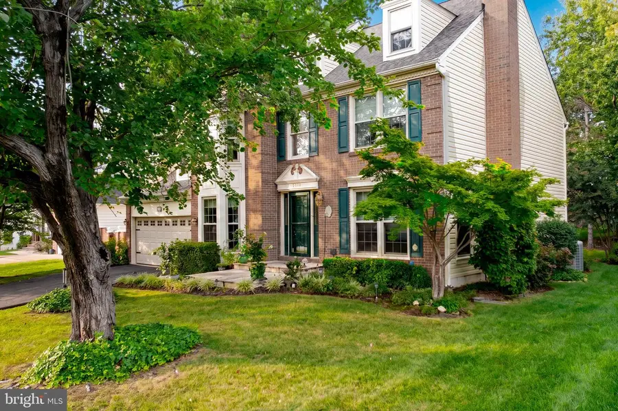 1316 Summerfield Dr, Herndon, VA 20170 - #3