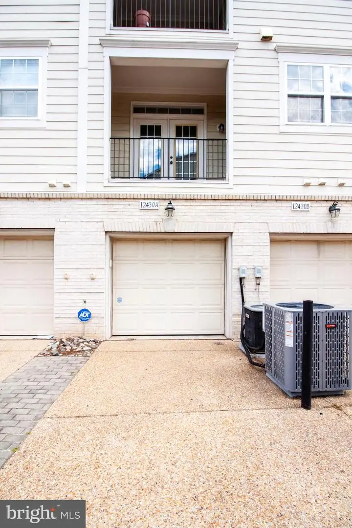 12430-a Liberty Bridge Rd #12430a, Fairfax, VA 22033 - #2