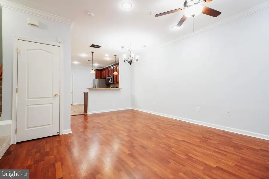 12430-a Liberty Bridge Rd #12430a, Fairfax, VA 22033 - #3