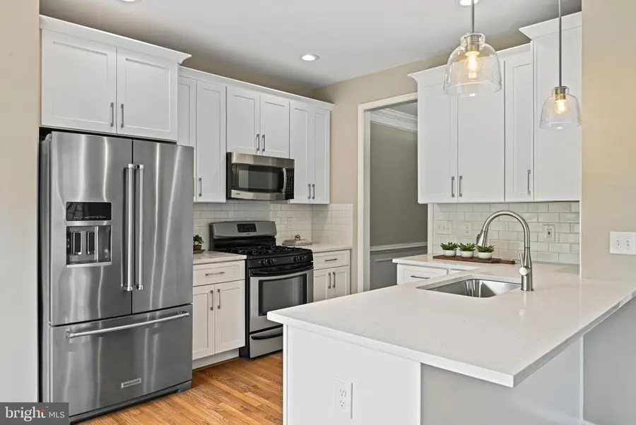 4103 Oak Village Lndg, Fairfax, VA 22033 - #3