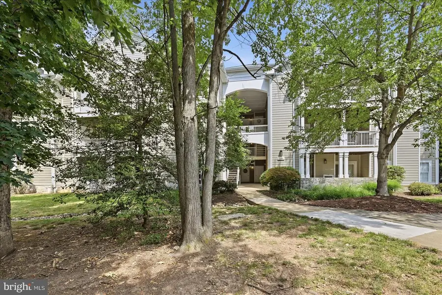 1700 Lake Shore Crest Dr #31, Reston, VA 20190 - #2