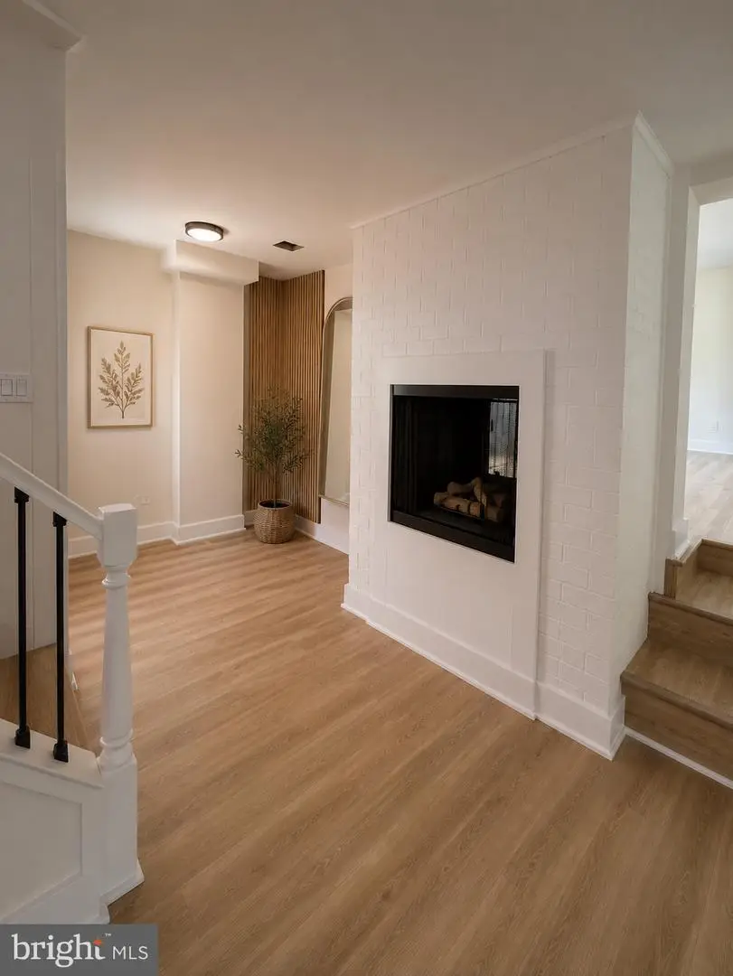 6405 Inwood Dr, Springfield, VA 22150 - #2