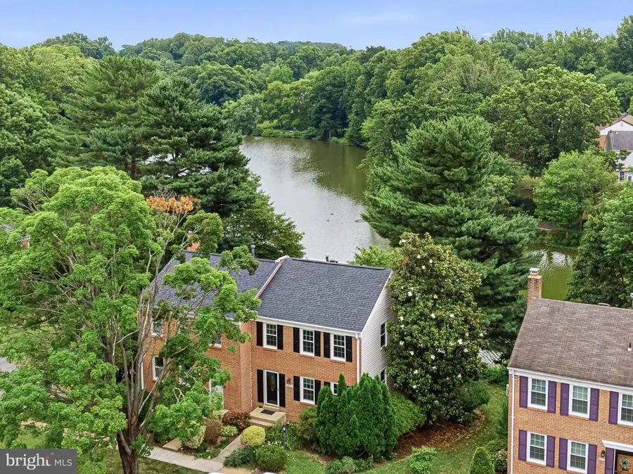 9426 Goshen Ln, Burke, VA 22015 - #2