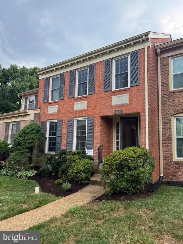4620 Luxberry Dr, FAIRFAX, VA 22032