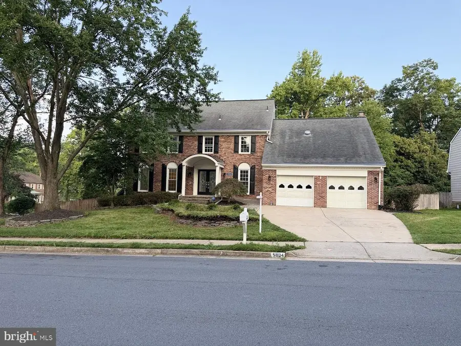 5904 Benfield Dr, Alexandria, VA 22310 - #2