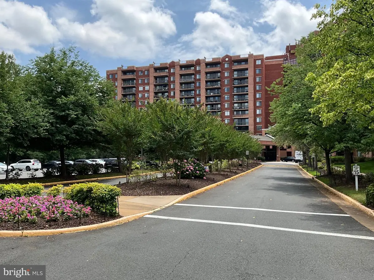 2230 George C Marshall Dr #313, Falls Church, VA 22043 - #1