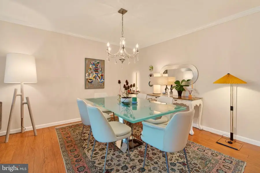3031 Borge St #307, Oakton, VA 22124 - #3